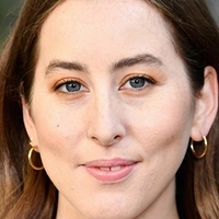 Alana Haim Nackt