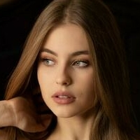 Aliceinadultland Nackt
