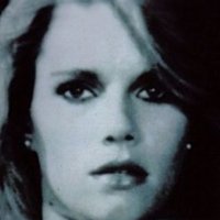 Antigone Amanitis Nackt