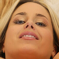 Ashleyniccoleyoga Nackt