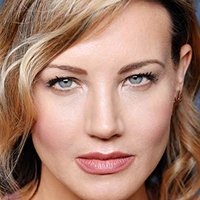 Brianne Davis Nackt