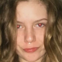Caroline S Nackt