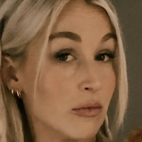 Cassie Popcorn (Popcorn In Bed) - Cassie Tremblay Nackt