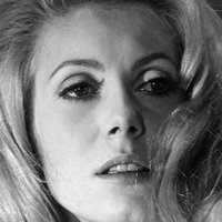 Catherine Deneuve Nackt