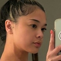 Charis Nackt