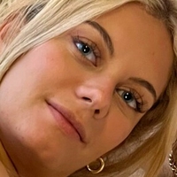 Charlotte Cruise Nackt