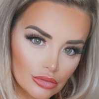 Charlotte Knight Nackt