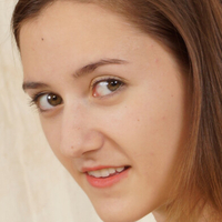 Claire Evans Nackt