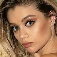 Coral Gonzalez Nackt