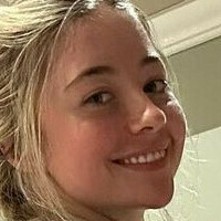 Courtney Kuhnel Fanfix Nackt