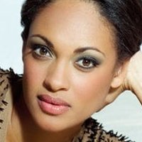 Cynthia Addai-Robinson Nackt