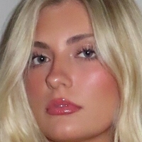 Daisy Calvert Nackt