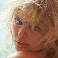 Danielle Sellers Nackt