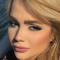 Debora Julia Nackt
