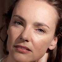 Delphine Zentout Nackt