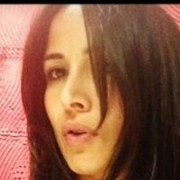 Ebru Caparti Nackt