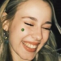 Elena Lagou Nackt