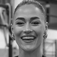 Eleni Frommann Nackt