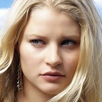 Emilie de Ravin Nackt