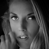 Emma Elizabeth Nackt