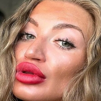 Enrica Ademi Nackt