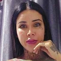 Fay Sexy Tatoo Nackt