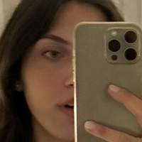 Giulie.tte Nackt