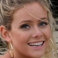 Hannah Godwin Nackt