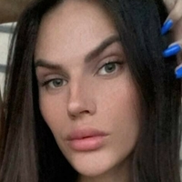 Idealova Nackt