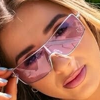 Jessica Macrina Nackt