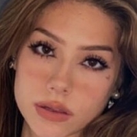 Karina Scherzer Nackt