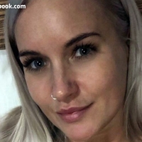 Katie Smith Nackt