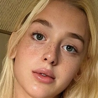 kenziereena Nackt