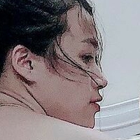 Kieu Oanh Nackt
