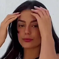 Larissa Saldanha Nackt