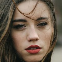 Laura Kokinova Nackt