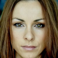 Lindsay Armaou Nackt
