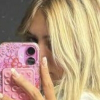 Lola Greiner / lolagreinerr / lolassecretacc0 / lolagreiner Nackt