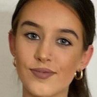 Lucy McCullough Nackt