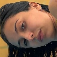 Luna Giovanni Nackt