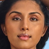 Manju Nackt