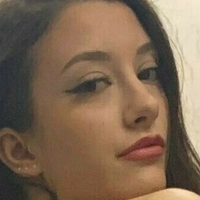 Milana Knows Nackt