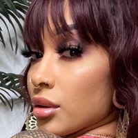 Mimi Perez Nackt