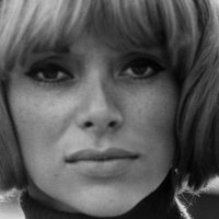 Mireille Darc Nackt