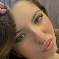 mirifro Nackt