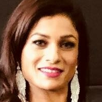 Mona Bhavsar Nackt