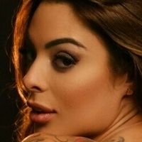 Monique Amin Nackt
