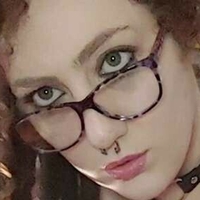 Natural & Thicc Milky Momma Nackt