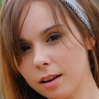 Nature Girl Nat Nackt