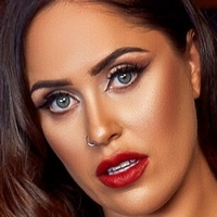 Nikki Justice Nackt